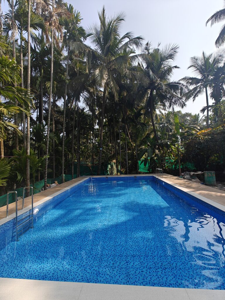 SwimmingPoolKelwa